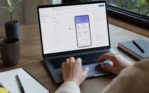 Gemini Canvas 零代码开发 App 指南：如何用自然语言生成