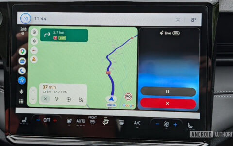 Gemini Live 上车后确实好用，但 Android Auto 现在还不够稳定